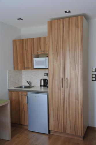 Elements Rooms & Apartments - image 4