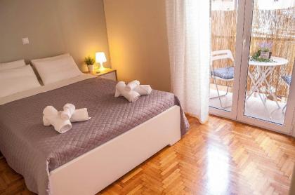 Acropolis 5' Walk Newly Renovated & Quiet Flat Athens