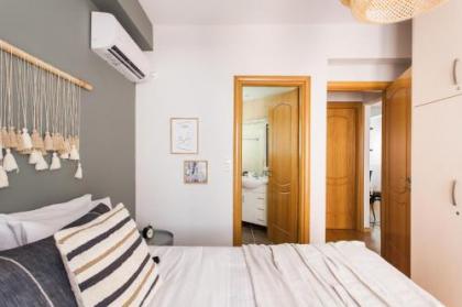 Delightful 1BD Apartment in Plaka by UPSTREET - image 17