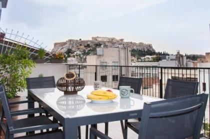 Cozy Penthouse With Stunning View To Acropolis! - image 12