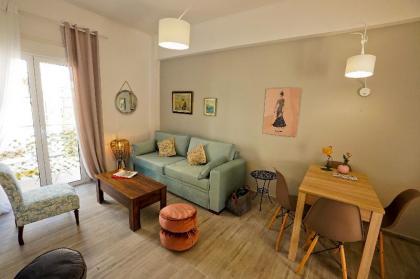 CHARMING APARTMENT IN CENTARAL ATHENS Athens