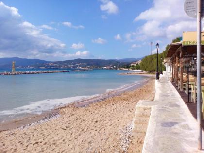 Apartment with one bedroom in Chalandri Greece with enclosed garden and WiFi 400 m from the beach - image 9