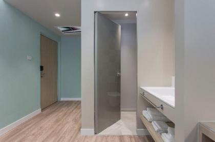 Kubic Athens Smart Hotel - image 2