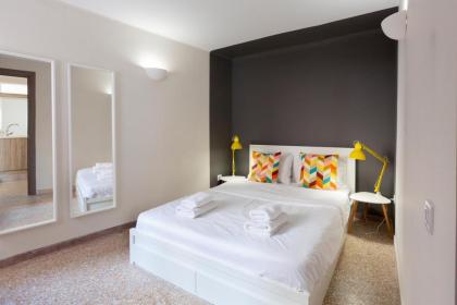 Psirri Place economy apartments centrally located Athens 