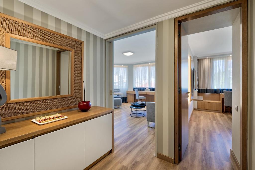 Divani Caravel - image 2