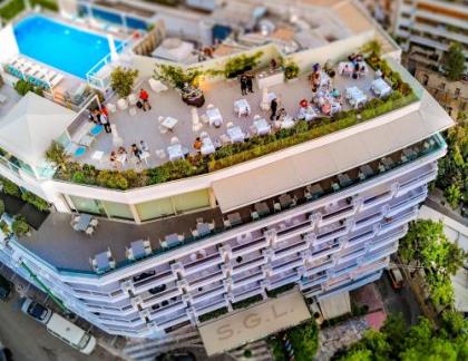 St. George Lycabettus Hotel - image 8