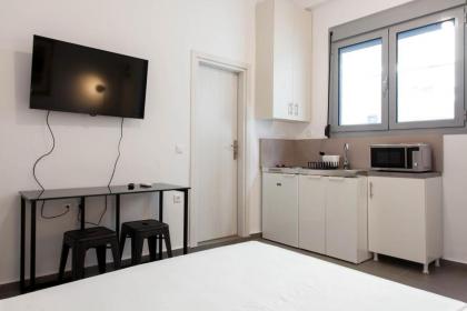 A Beautiful 5 bdr House near Acropolis - image 26