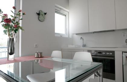 Mind-blowing Acropolis View Apt - image 29