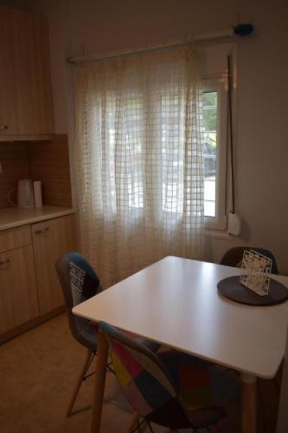 Cozy Apartment in Central Athens - image 12
