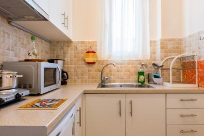 Charmy Petit Flat in Athens - image 22