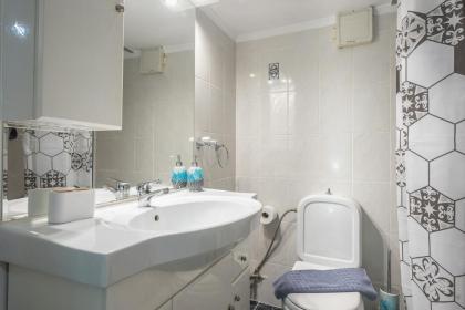 Boutique Acropolis Apartment by Cloudkeys - Just 5 minutes walk to Acropolis Museum - image 28
