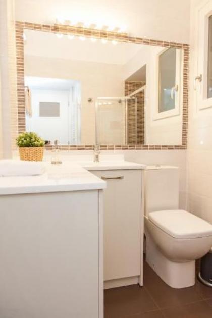 Luxury Apartment In Central Kolonaki - image 12