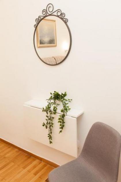 Luxury Apartment In Central Kolonaki - image 16