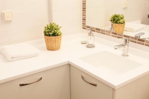 Luxury Apartment In Central Kolonaki - image 5