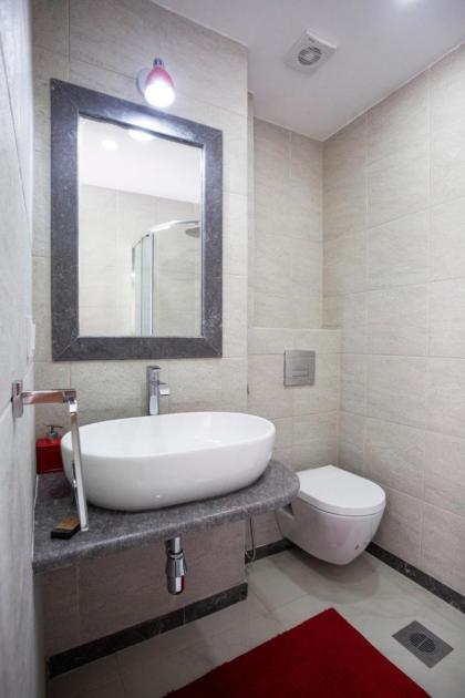 Unique 3 bedrm 3 bathrm apt - Acropolis views! SG69 - image 23