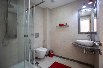 Unique 3 bedrm 3 bathrm apt - Acropolis views! SG69 - image 27