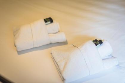 Stylish Apartment with Balcony by Cloudkeys - image 21