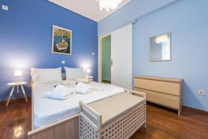 Stylish Apartment with Balcony by Cloudkeys - image 24