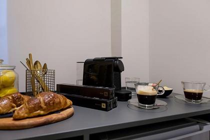 Athens Imperial Suites - Luxury Living - image 26