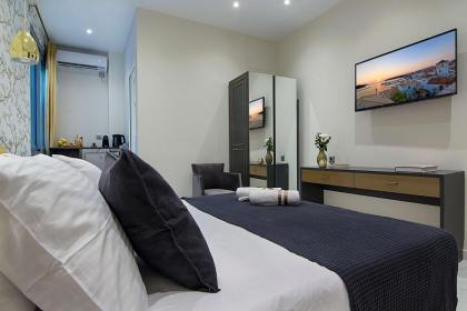 Athens Imperial Suites - Luxury Living - image 28