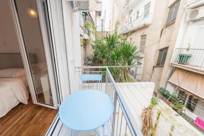 Fresh and Clean apt for 6 in Koukaki - image 28