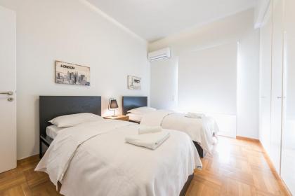 Traveler's Dream 4 brdm Renovated Penthouse - image 23