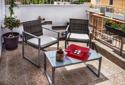 Koukaki Edge Penthouse•Acropolis & Filopappou view - image 27