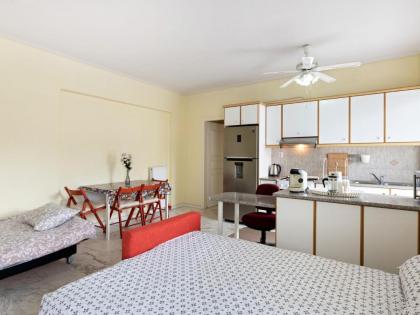 Homely Apartment in Piraeus with Balcony - image 28