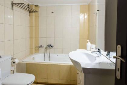 50 M Kerameikos Metro Cosy Luxury Apartment - image 21