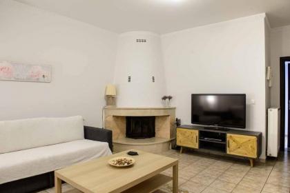 50 M Kerameikos Metro Cosy Luxury Apartment - image 25