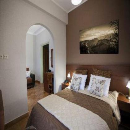 Ambrosia Suites - image 4