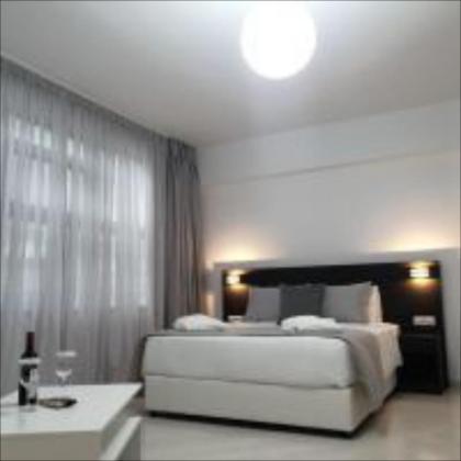 Boss Boutique Athens - image 2