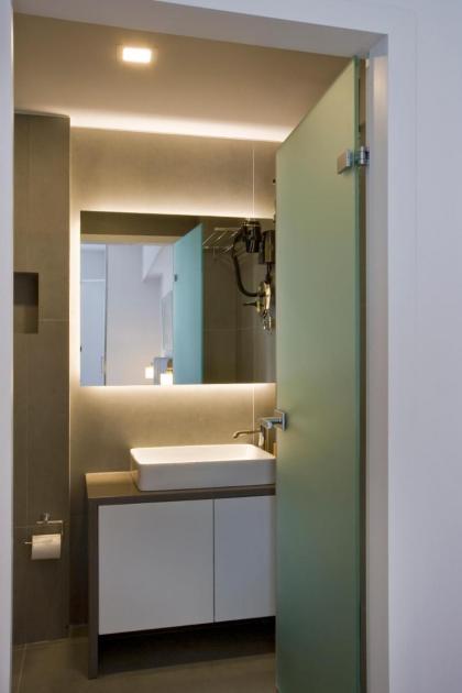 SYNATHENS APARTMENTS & STUDIOS - image 23