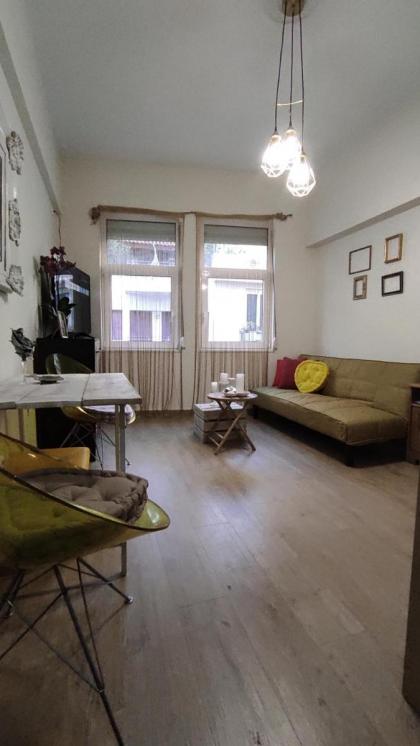 Athens Living room - image 24
