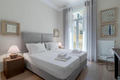 Historic Plaka's Deluxe Apartment - image 22