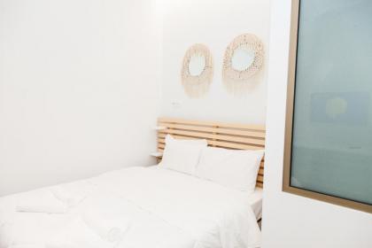 Full-renovated adorable apartment in Athens - image 27