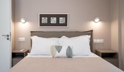 Absolute Athens XII - image 21