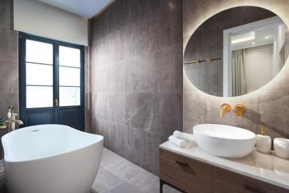 The Residence Aiolou Suites & SPA - image 21