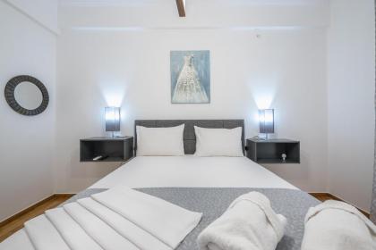 Athens Bright Suite by CloudKeys - image 30