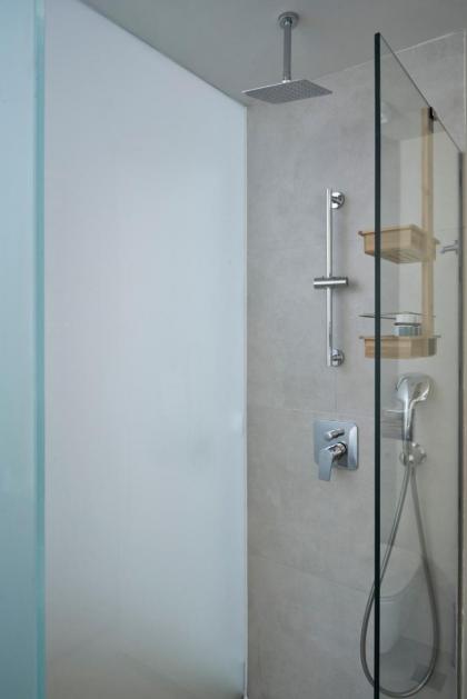 Ilisia Park Contemporary 2BD Condo - image 24