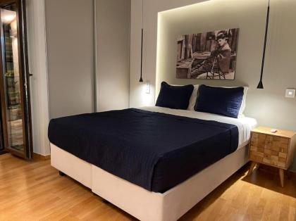Acropolis Lux Apartment - image 22