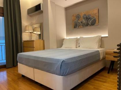 Acropolis Lux Apartment - image 28
