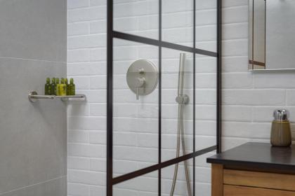 Acropolis Premium Residence - image 23