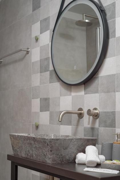 Acropolis Premium Residence - image 30