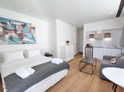Verde Apartments - image 22