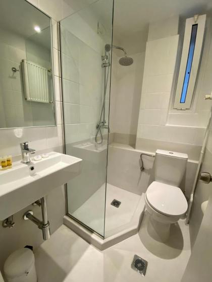 Platon Hotel - image 25