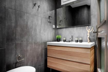 New Apartment in the Heart of Plaka - image 21
