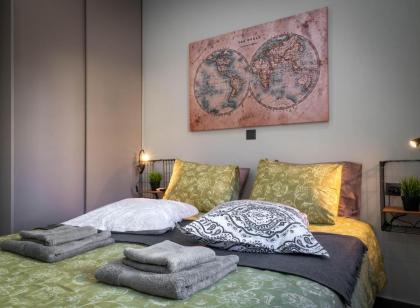 New Apartment in the Heart of Plaka - image 25