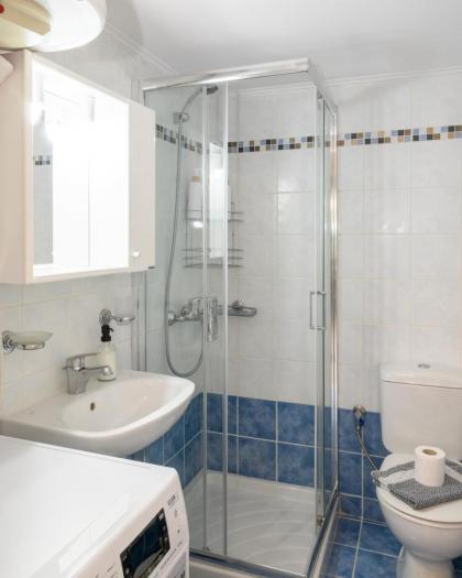 Katerina 's Apartment - image 28