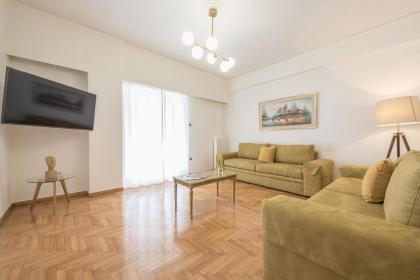 Victoria Majestic Suites Apartments - image 23
